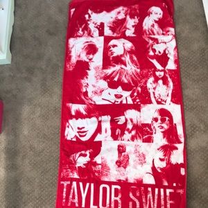 Taylor Swift beach towel (RED era)